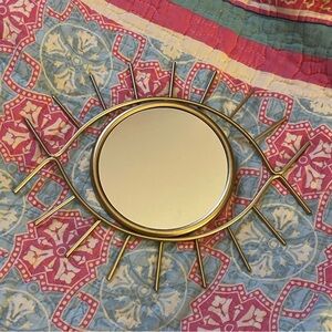 Eye mirror